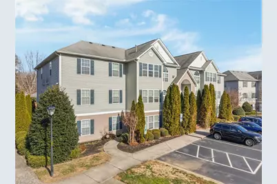4702 Pennoak Lane #C, Greensboro, NC 27407 - Photo 2