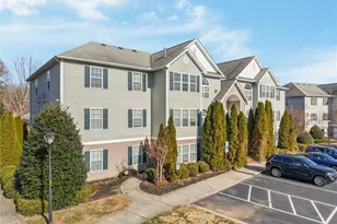 4702 Pennoak Ln, Greensboro, NC 27407 - Photo 2