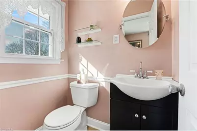 125 Luzelle Drive, Winston-Salem, NC 27103 - Photo 16