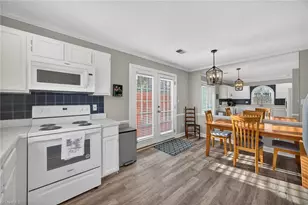 2054 Hearthwood Ct, Greensboro, NC 27407 - Photo 10