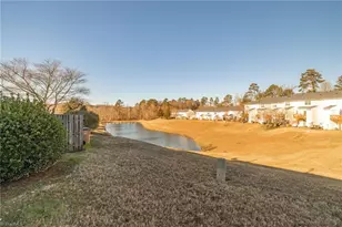 4506 Cross Ridge Ln, Greensboro, NC 27410 - Photo 18