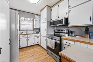 896 Knowles Rd, Reidsville, NC 27320 - Photo 14