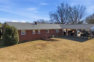 896 Knowles Rd, Reidsville, NC 27320 - Photo 6