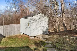 12 Shanda Ct, Thomasville, NC 27360 - Photo 22