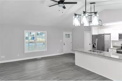 4 Hames Street, Lexington, NC 27295 - Photo 6