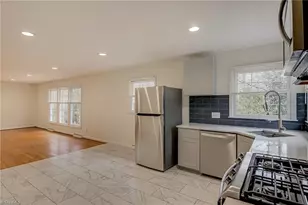 2504 Cornwallis Dr, Greensboro, NC 27408 - Photo 12