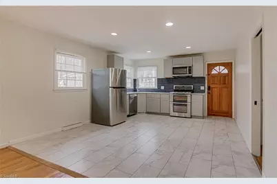 2504 Cornwallis Drive, Greensboro, NC 27408 - Photo 8