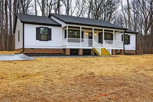 2977 Durant Dr, Winston-Salem, NC 27107 - Photo 4