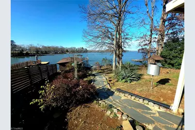 220 Yachtsman Drive, Salisbury, NC 28146 - Photo 4