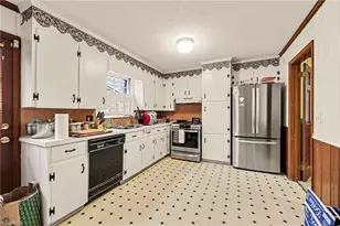 3771 Tangle Ln, Winston-Salem, NC 27106 - Photo 8