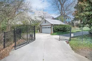 607 N Main St, Mount Airy, NC 27030 - Photo 36