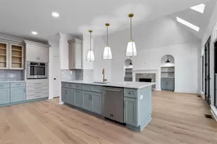 320 Lake Point Ln, Belews Creek, NC 27009 - Photo 16