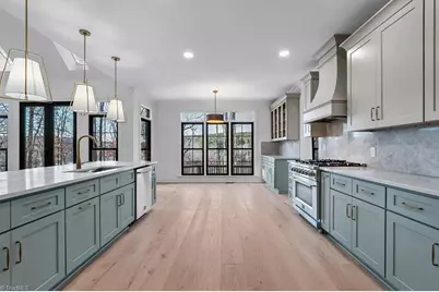 320 Lake Point Lane, Belews Creek, NC 27009 - Photo 12