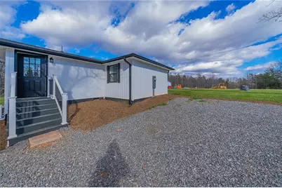 3103 Pipers Gap Road, Mount Airy, NC 27030 - Photo 4