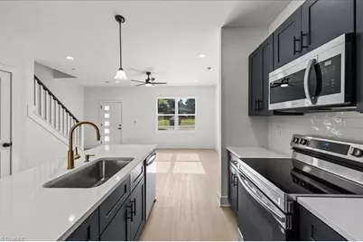 212 S Carter Street, Liberty, NC 27298 - Photo 10