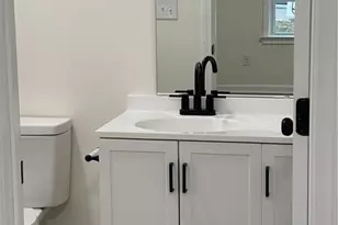 1015 Sharon St, High Point, NC 27260 - Photo 12