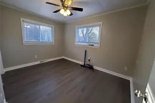 167 Draughn St, Mount Airy, NC 27030 - Photo 12