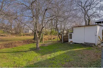 513 Ridgecrest Drive, High Point, NC 27262 - Photo 20