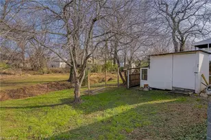 513 Ridgecrest Dr, High Point, NC 27262 - Photo 20