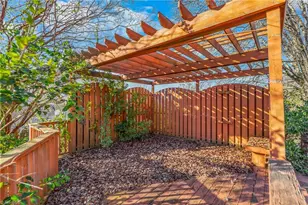 2016 Candelar Dr, High Point, NC 27265 - Photo 40