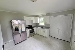 1615 E 10th St, Winston-Salem, NC 27105 - Photo 2