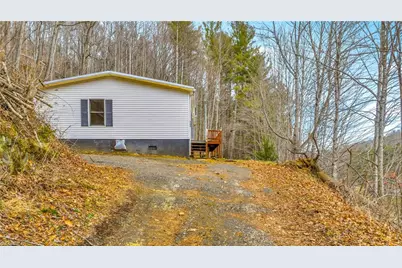 3303 Old Highway 16, Jefferson, NC 28640 - Photo 2