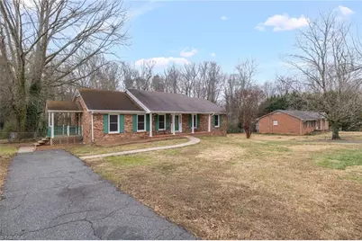 1034 Pine Knolls Road, Kernersville, NC 27284 - Photo 4