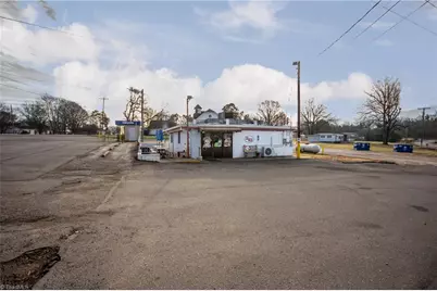 9140 Nc Highway 90 E, Stony Point, NC 28678 - Photo 48