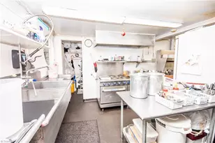 9140 Nc Hwy 90 E, Stony Point, NC 28678 - Photo 22