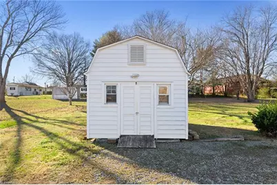 2722 Darrow Road, Walkertown, NC 27051 - Photo 36