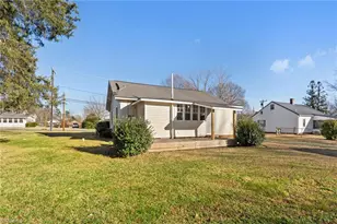 2722 Darrow Rd, Walkertown, NC 27051 - Photo 34