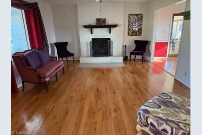 344 Knollwood Drive, Wilkesboro, NC 28697 - Photo 2