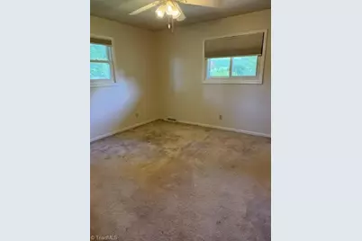 344 Knollwood Drive, Wilkesboro, NC 28697 - Photo 18