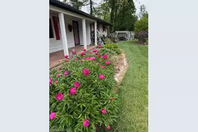 344 Knollwood Drive, Wilkesboro, NC 28697 - Photo 2