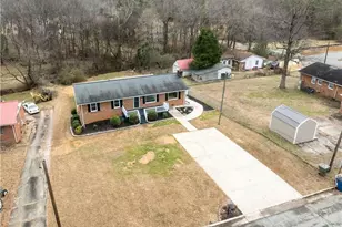 509 Carol Leigh Dr, Gibsonville, NC 27249 - Photo 4