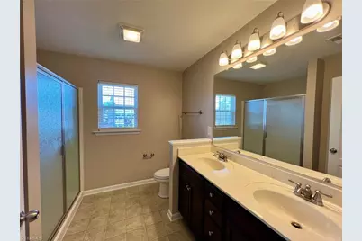 1528 Hamilton Hills Drive, Greensboro, NC 27406 - Photo 8