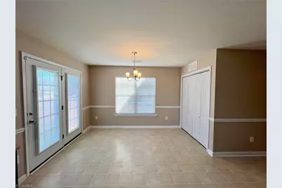 1528 Hamilton Hills Drive, Greensboro, NC 27406 - Photo 6