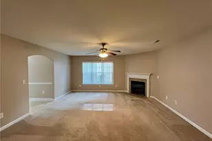 1528 Hamilton Hills Dr, Greensboro, NC 27406 - Photo 2