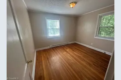 2609 Textile Drive, Greensboro, NC 27405 - Photo 10