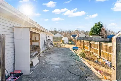 809 Banner Oak Court, Greensboro, NC 27406 - Photo 14