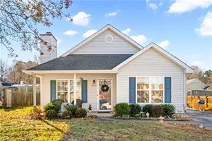 809 Banner Oak Ct, Greensboro, NC 27406 - Photo 2