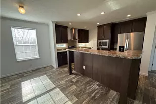 812 W Main St, Pilot Mountain, NC 27041 - Photo 6