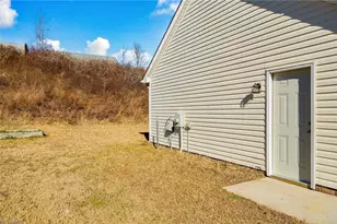 431 Mallard View Ln, Winston-Salem, NC 27127 - Photo 22