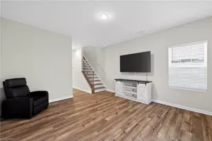 1916 Autumn Mist Dr, Winston-Salem, NC 27103 - Photo 10