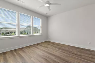 4126 Macbeth Street #Heathcliff, Greensboro, NC 27410 - Photo 32