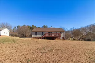 3425 Anderson Valley Rd, McLeansville, NC 27301 - Photo 28