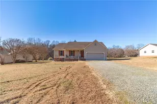 3425 Anderson Valley Rd, McLeansville, NC 27301 - Photo 2