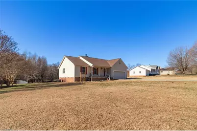 3425 Anderson Valley Road, McLeansville, NC 27301 - Photo 4