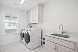 1745 Eastover Dr, Kernersville, NC 27284 - Photo 20