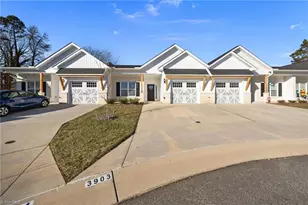 3903 Sudley Pt, Jamestown, NC 27282 - Photo 2